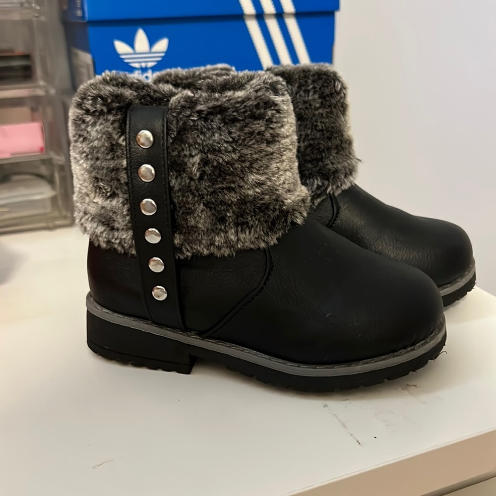 Winter boots